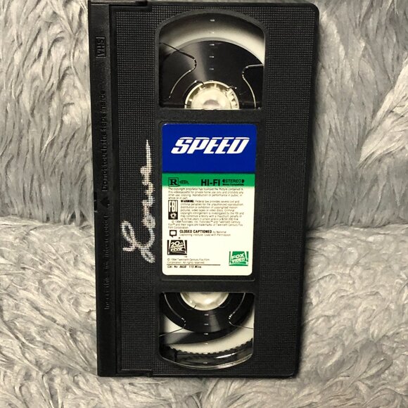 SPEED 1 & 2 (1994 & 1997) Keanu Reeves, Sandra Bullock - Picture 4 of 7